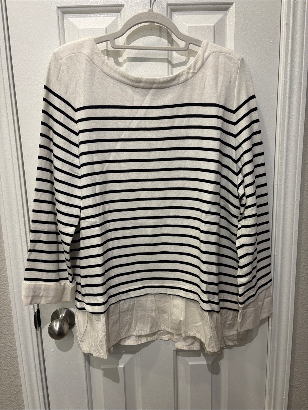 LOFT Black & White Striped Light Weight Sweater